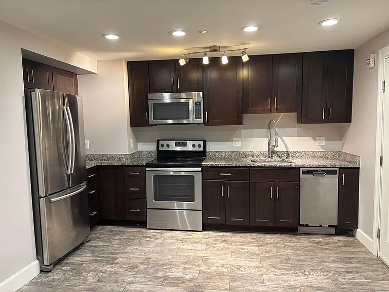 1749 T St NW — Photo 4
