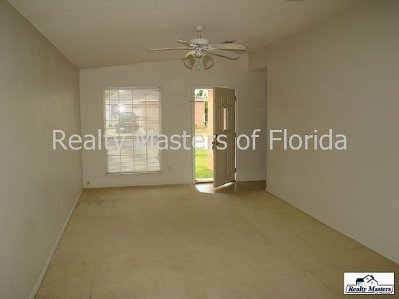 2nd image of 8908 Forest Oak Dr
