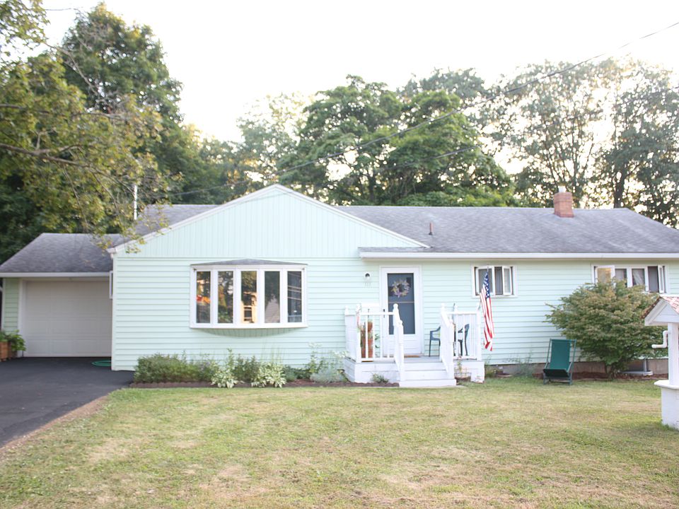 Front door & garage 