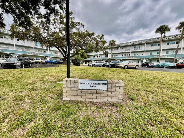 2380 World Parkway Blvd APT 2, Clearwater, FL 33763