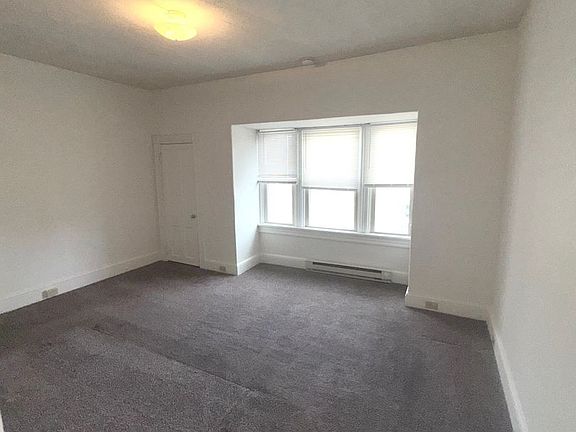 5th image of 430 E King St APT 5