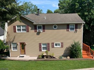 15 Highview Ter, Wharton, NJ 07885