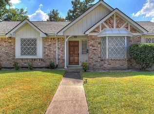 8831 Sandstone St, Houston, TX 77036