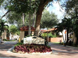 10064 SW 77th Ct, Miami, FL 33156