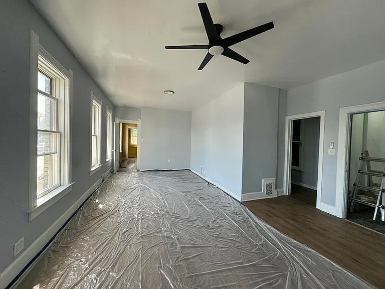 721-727 S 9th St #725 — Photo 8
