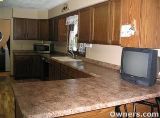 5889 Valleyhigh Dr, Madison, WI 53718