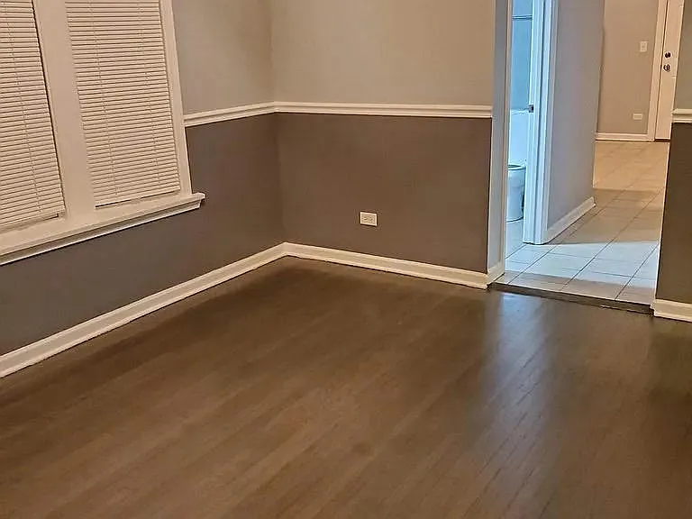 3 bed, $1,700 — Photo 2