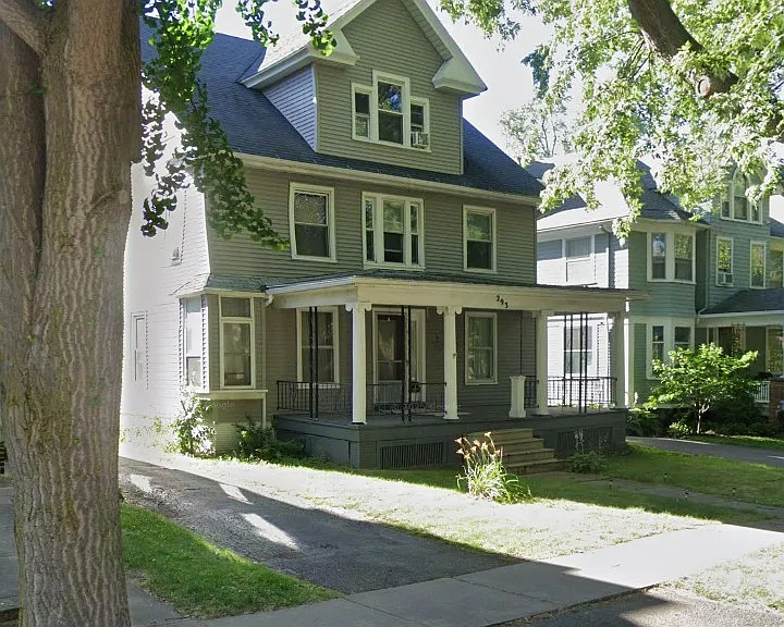 293 Dartmouth St #1 — Photo 1
