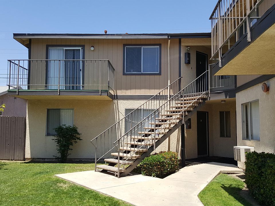 1st image of 1448 W Stoneridge Ct APT A