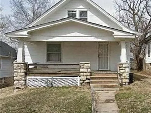5610 E 27th Ter, Kansas City, MO 64128