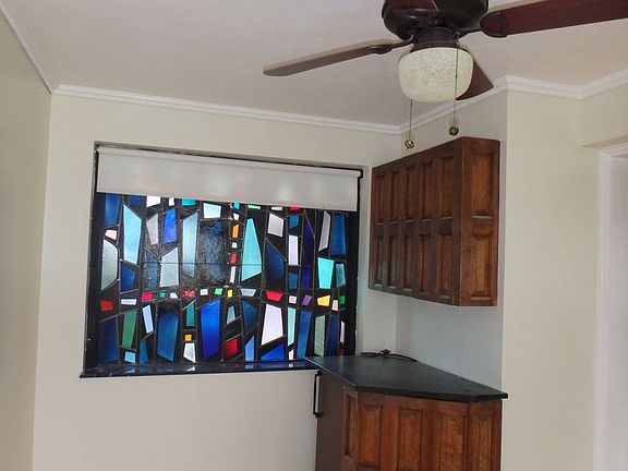 5th image of 2909 Dunaway Ave #1