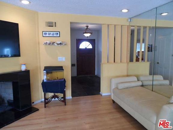3rd image of 4180 Don Luis Dr