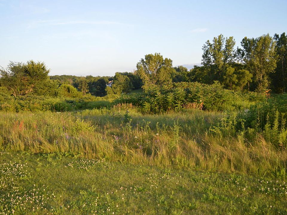 1st image of 2686 Lakeland Dr