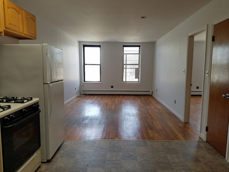 1st image of 181 12th St