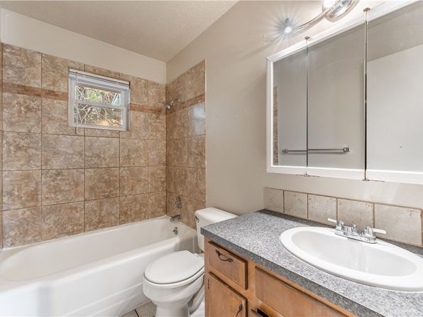 fayetteville-arkansas-442718342 picture