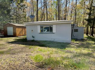 154 Henrys Bend Rd, Oil City, PA 16301