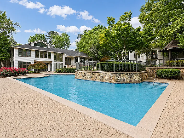 Avana Court — Photo 2