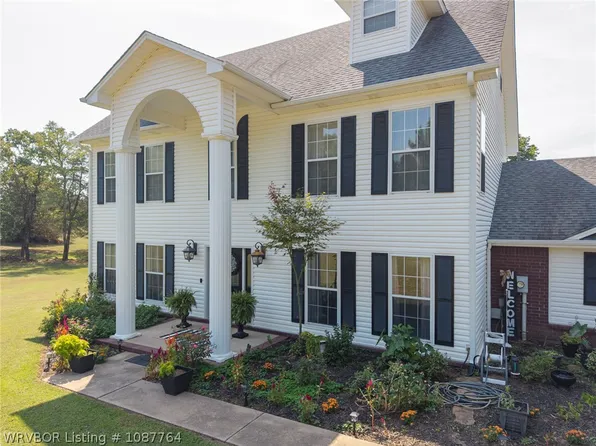 2411 Pauls Valley Ln, Alma, AR 72921