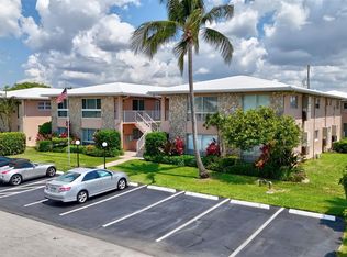 2753 NE 28th St APT 8E, Lighthouse Pt, FL 33064