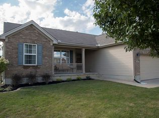 1832 Hunters Ridge Dr, Troy, OH 45373