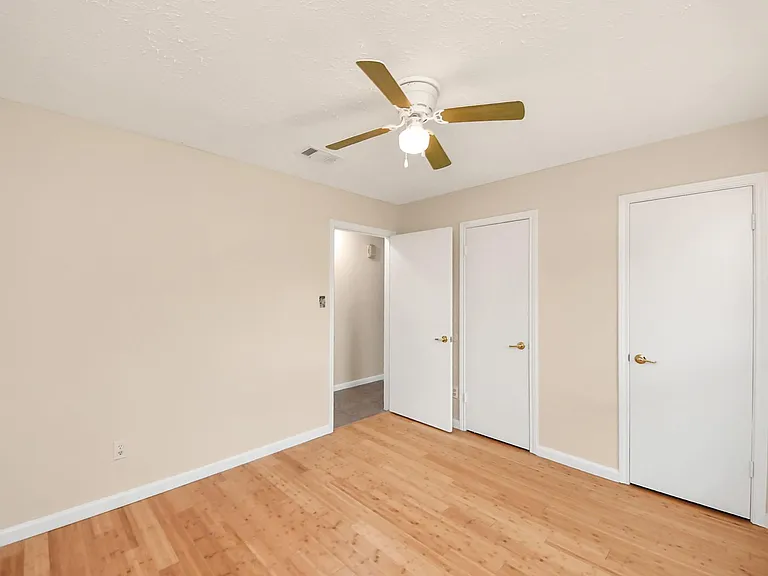 14007 Fleur De Lis Blvd — Photo 33