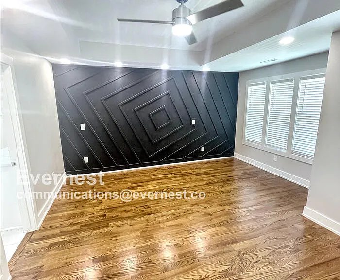 2116 Courtney Ave — Photo 12