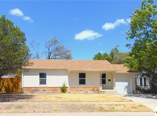 909 Carlisle Ave, Killeen, TX 76541