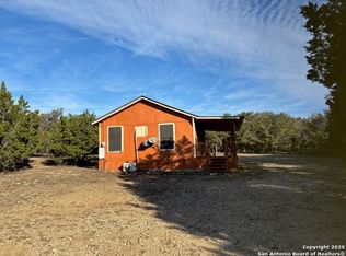 107 Camino Primero, Leakey, TX 78873
