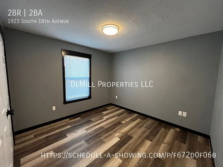 1923 S 18th Ave — Photo 13