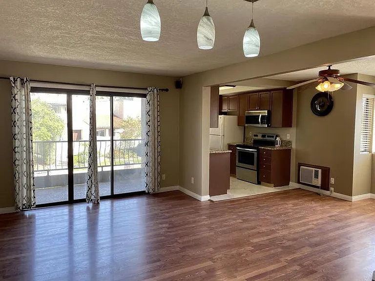 7380 Park Ridge Blvd #221 — Photo 4