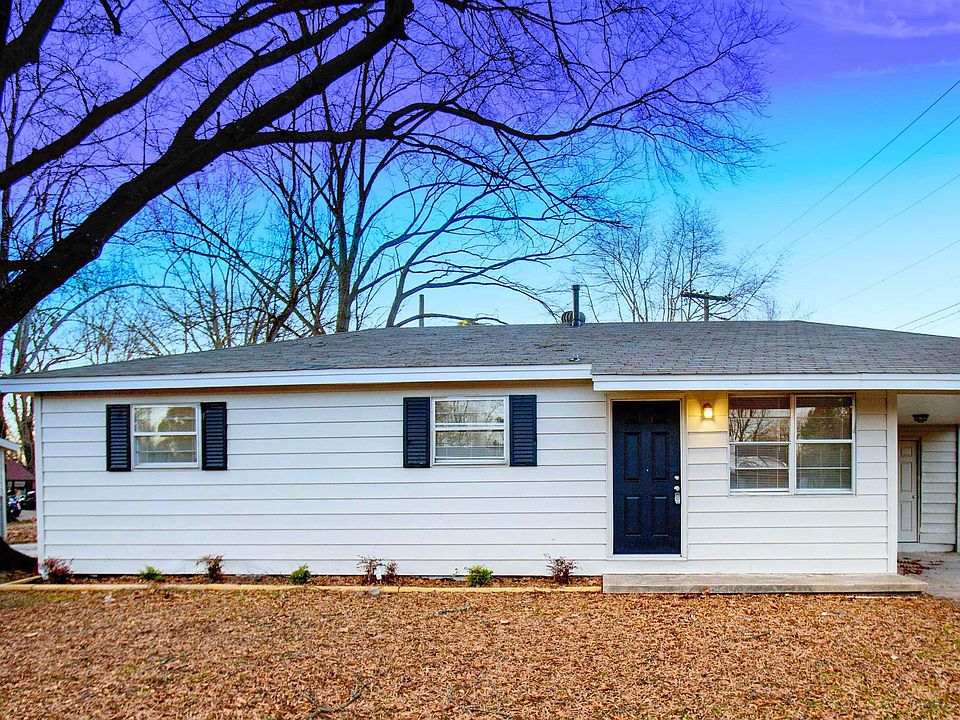 1st image of 909 Roseclair Dr