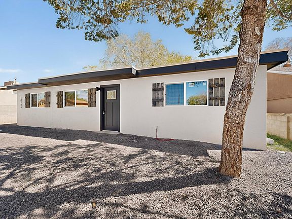 3rd image of 10706 Fairbanks Rd NE