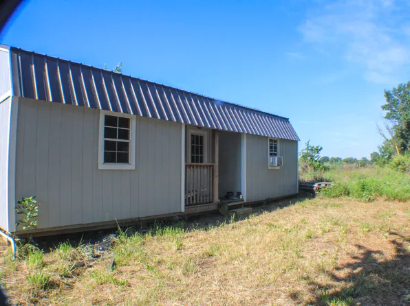 451 Rr 3, Nevada, MO 64772