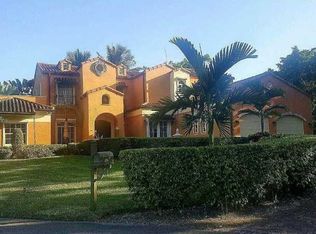 10478 NW 131st St, Hialeah Gardens, FL 33018