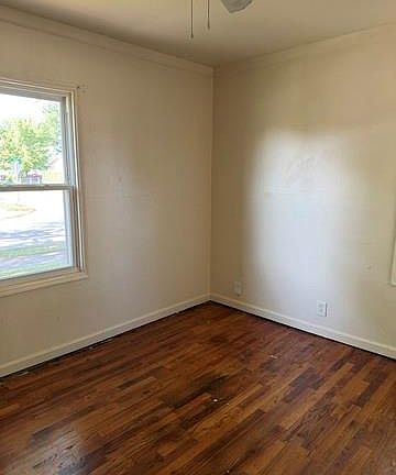 5th image of 19405 Meier St