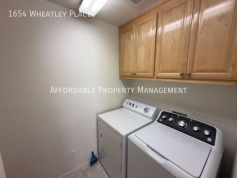 1654 Wheatley Pl — Photo 27