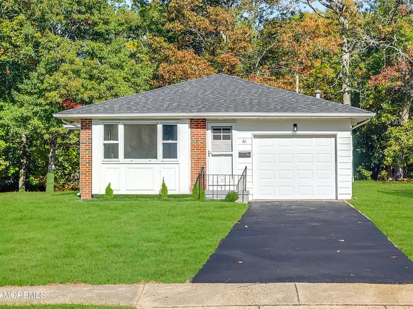 61 Heather Narrows, Toms River, NJ 08755