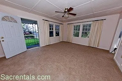 4 bed, 2000 sqft, $3,450 — Photo 2