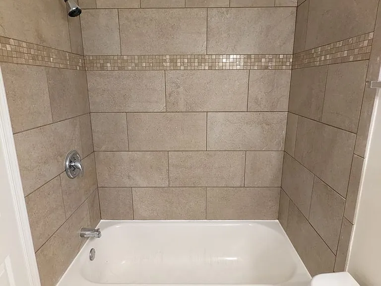 1390 David Ln — Photo 19