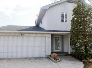 14 Dock Ln, Port Washington, NY 11050