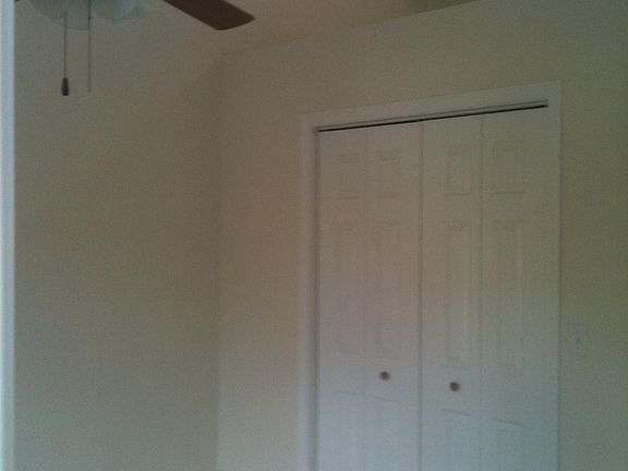 5th image of 2331B S Illinois Ave