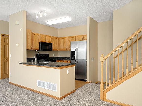 4th image of 6833 Pine Crest Trl S