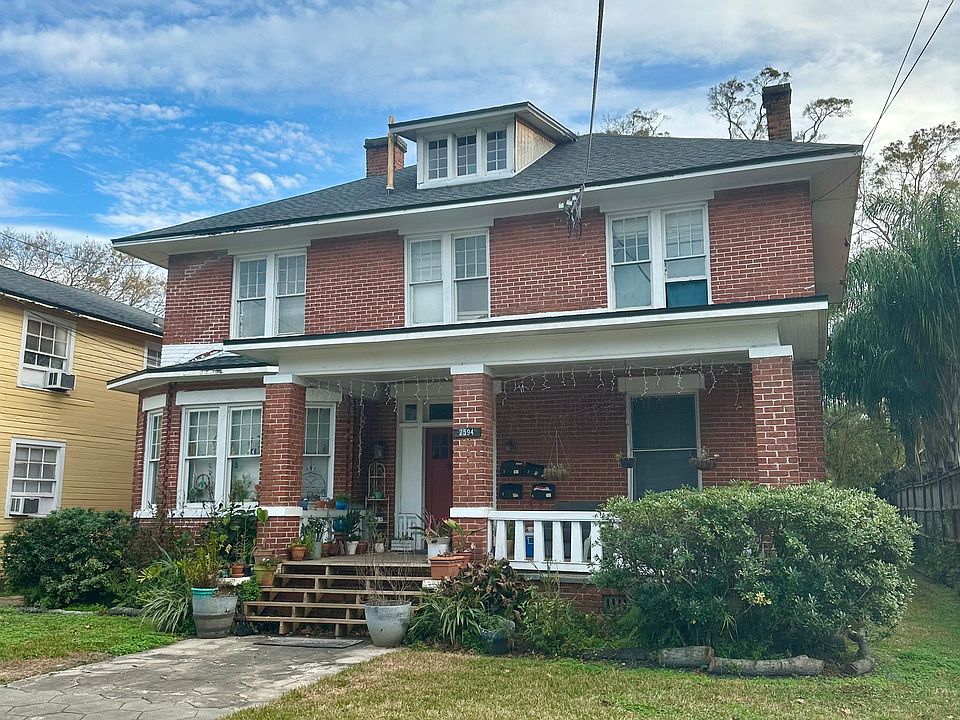 1st image of 2594 Herschel St APT 4