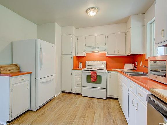5th image of 3785 S Lorna Dr