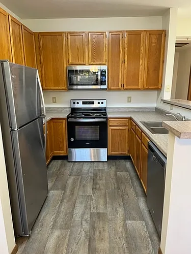 Hollow Creek IV Apartments Photo 1