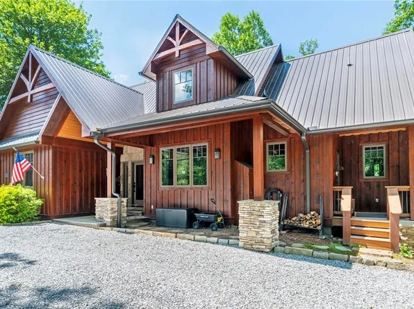 142 Summit Point Trail, Banner Elk, NC 28604