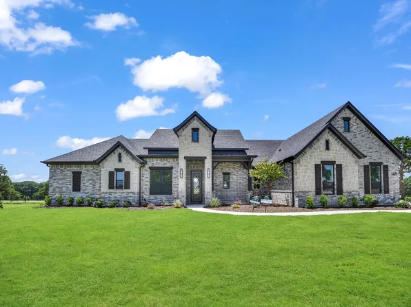 148 Daggett Dr, Decatur, TX 76234