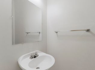 2117 Cambridge Park Ct, Silver Spring, MD 20902