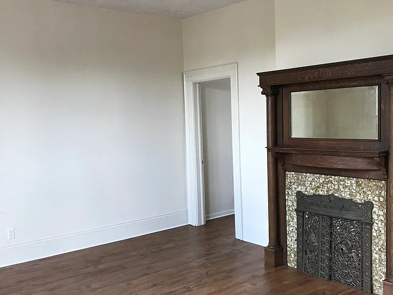 45 Delaware Ave #101 — Photo 2