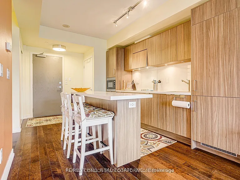 21 Widmer St #2912 — Photo 4